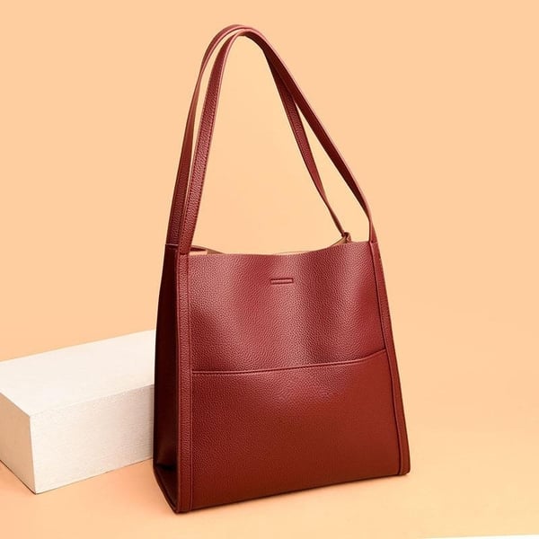 Helen - Classic Leather Shoulder Bag