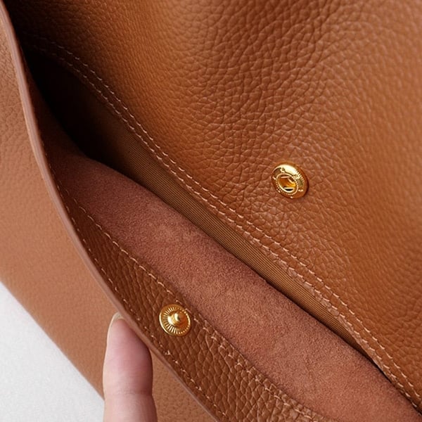 Helen - Classic Leather Shoulder Bag